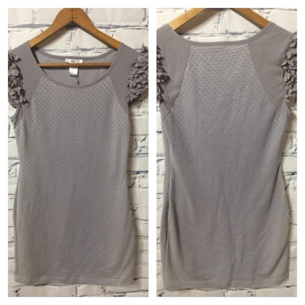 Esley Dress with ruffle sleeves - small